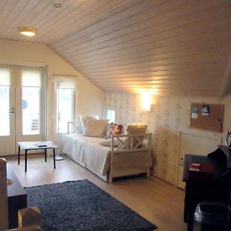 TurusenSaha Guesthouse Oulu Eksteriør billede