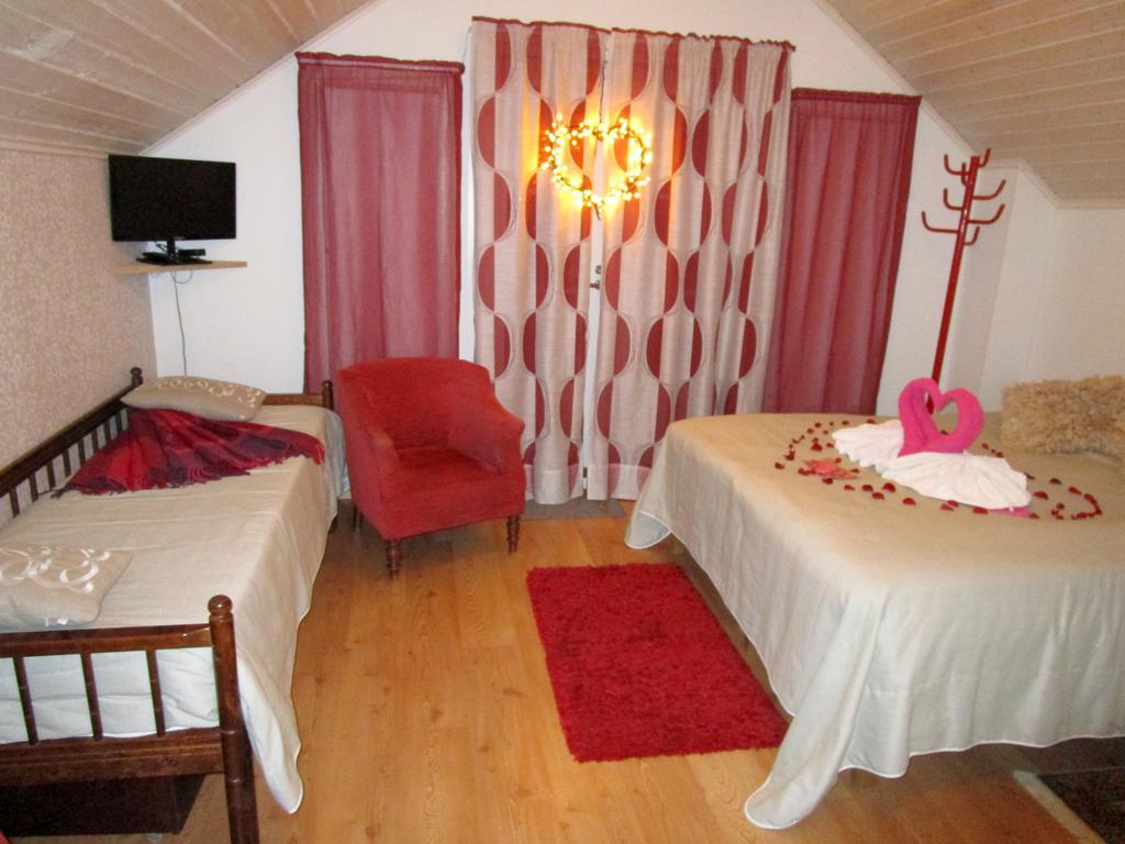 TurusenSaha Guesthouse Oulu Eksteriør billede
